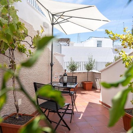 Wineart House, Terracielo Indipendente Nel Centro Di Monopoli Apartment Bagian luar foto