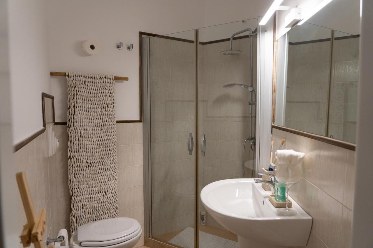 Wineart House, Terracielo Indipendente Nel Centro Di Monopoli Apartment Bagian luar foto