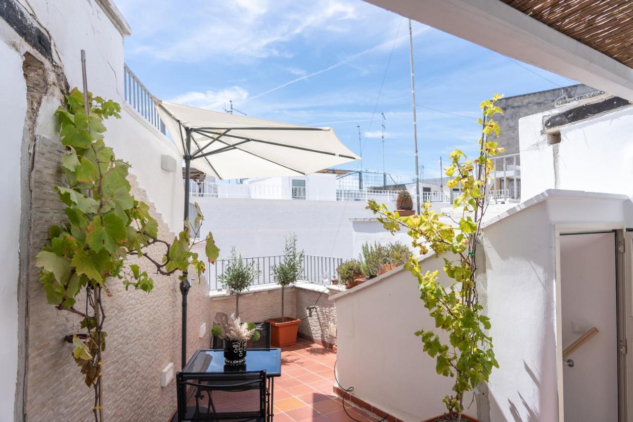Wineart House, Terracielo Indipendente Nel Centro Di Monopoli Apartment Bagian luar foto